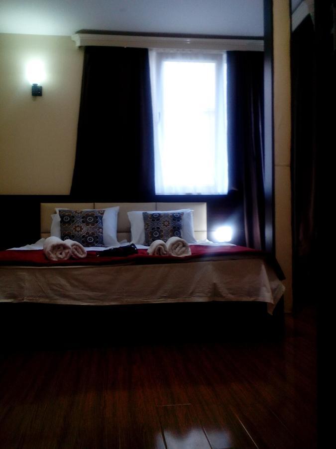 White Neptun Georgia 3*