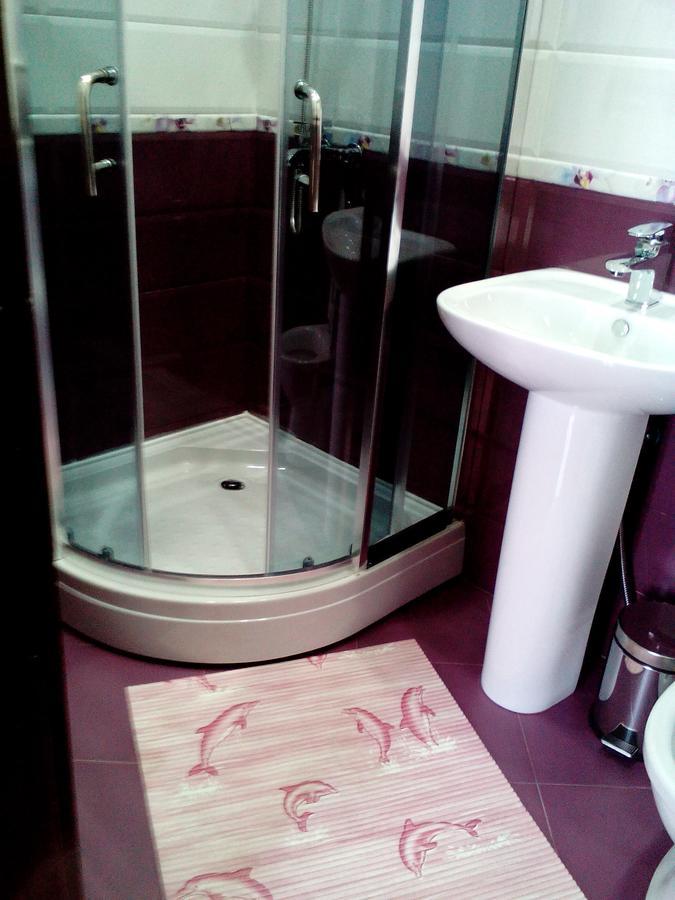 White Neptun Georgia 3* Tbilisi